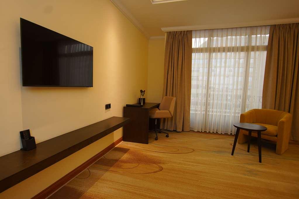 Best Western Premier Dynasty Addis Ababa Room photo